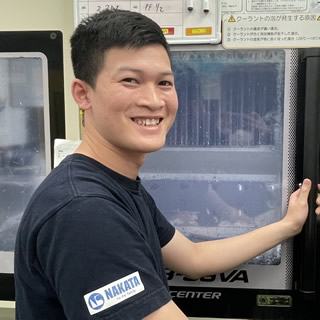 生産管理課・経営企画担当